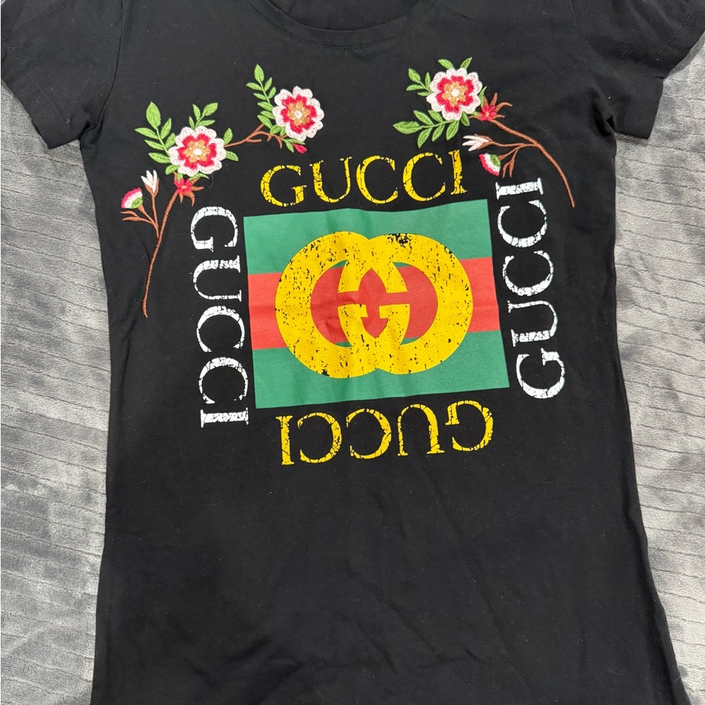 Gucci Black T-Shirt with Floral Design